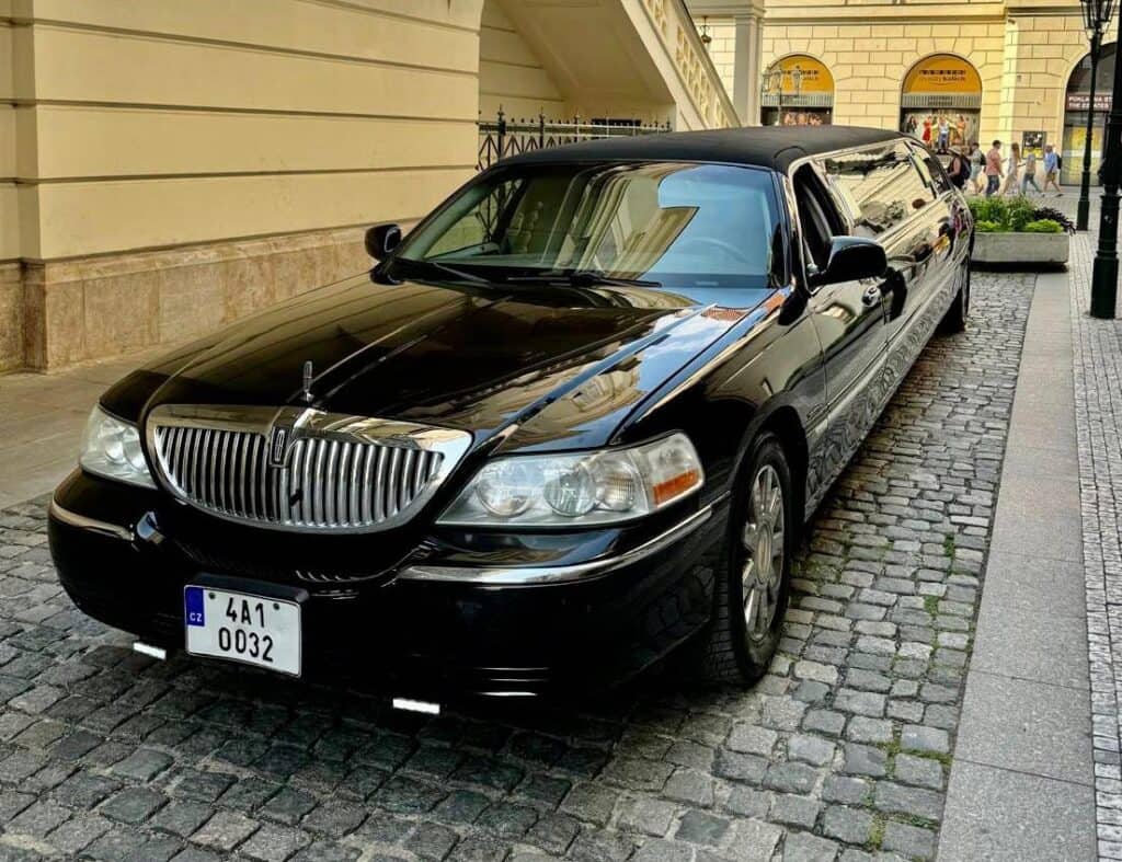 Pronájem limuzíny Praha, Limuzína na pronájem
